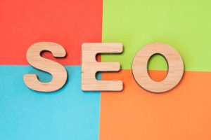 آموزش کامل 6 روش بازاریابی آنلاین: راهنمای جامع، سوالات متداول و چالش‌ها